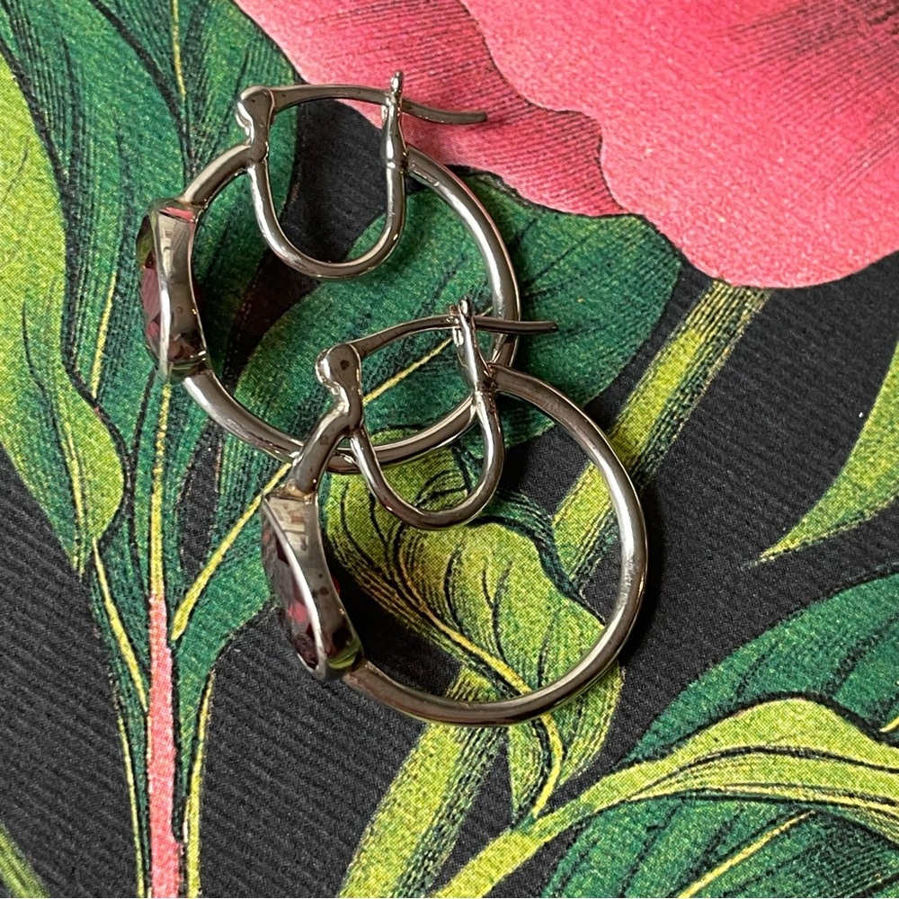 Stamped D’joy 925 sterling silver & teardrop garnets (?) double hoop earrings - Picture 3 of 9